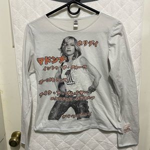 Vintage Madonna Re Invention tour concert T-shirt